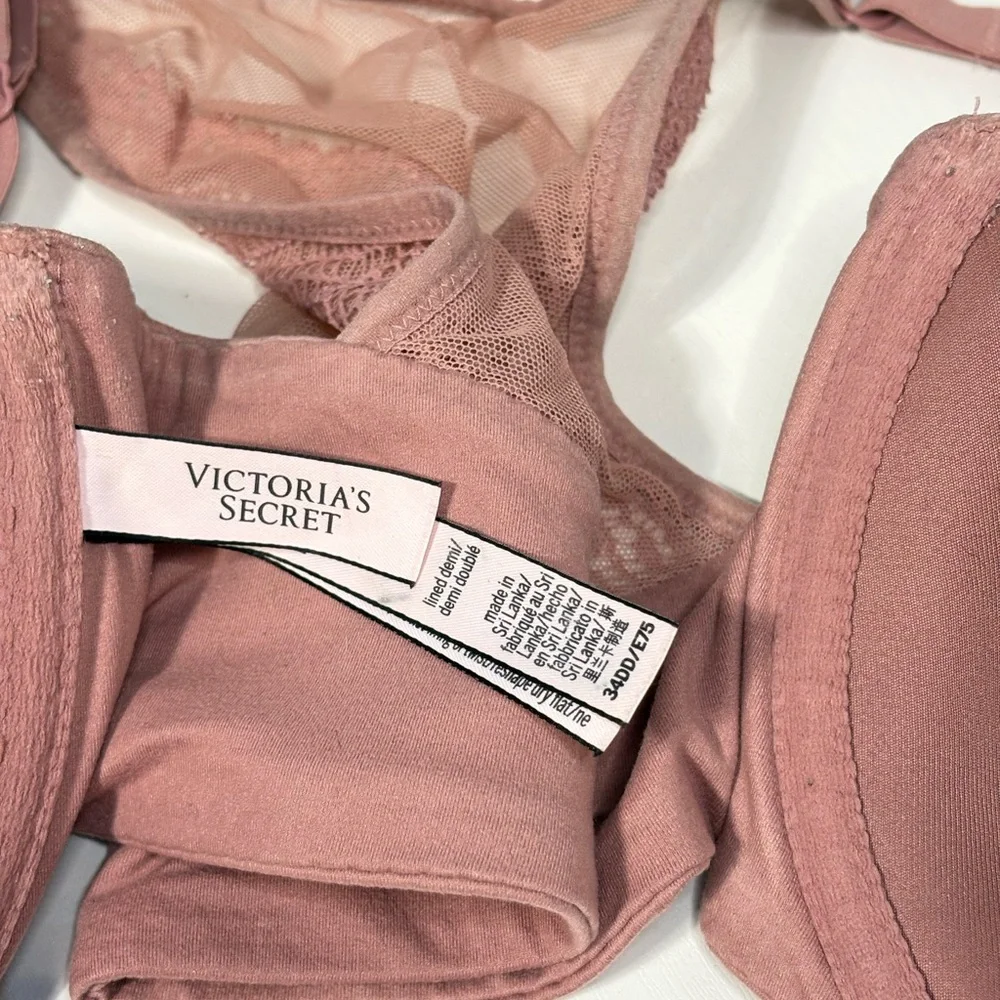 Victoria's Secret Lace Bra in Dusty Rose - Picture 6 of 6